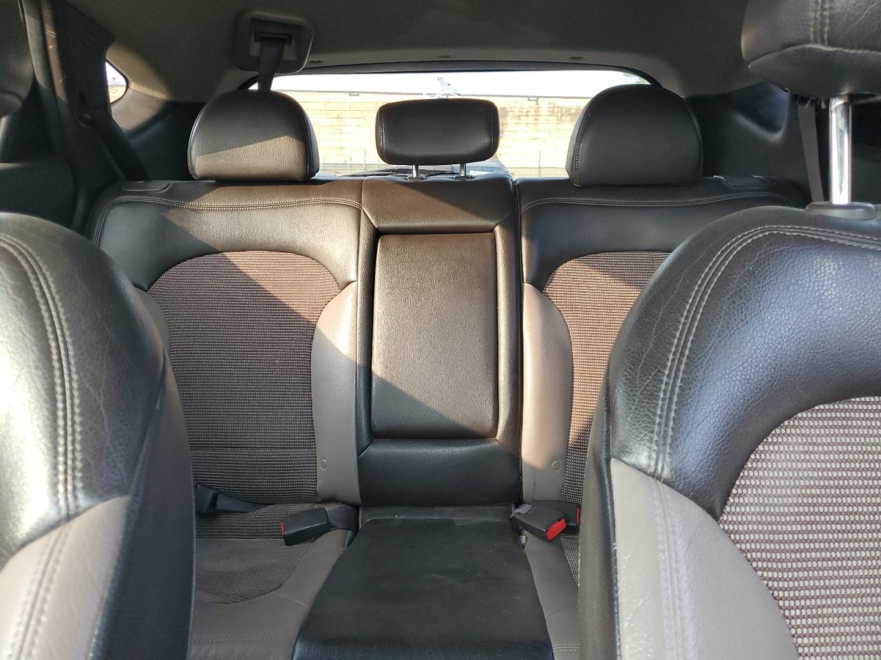 KM8JUCAC2BU205913 2011 Hyundai Tucson Gls