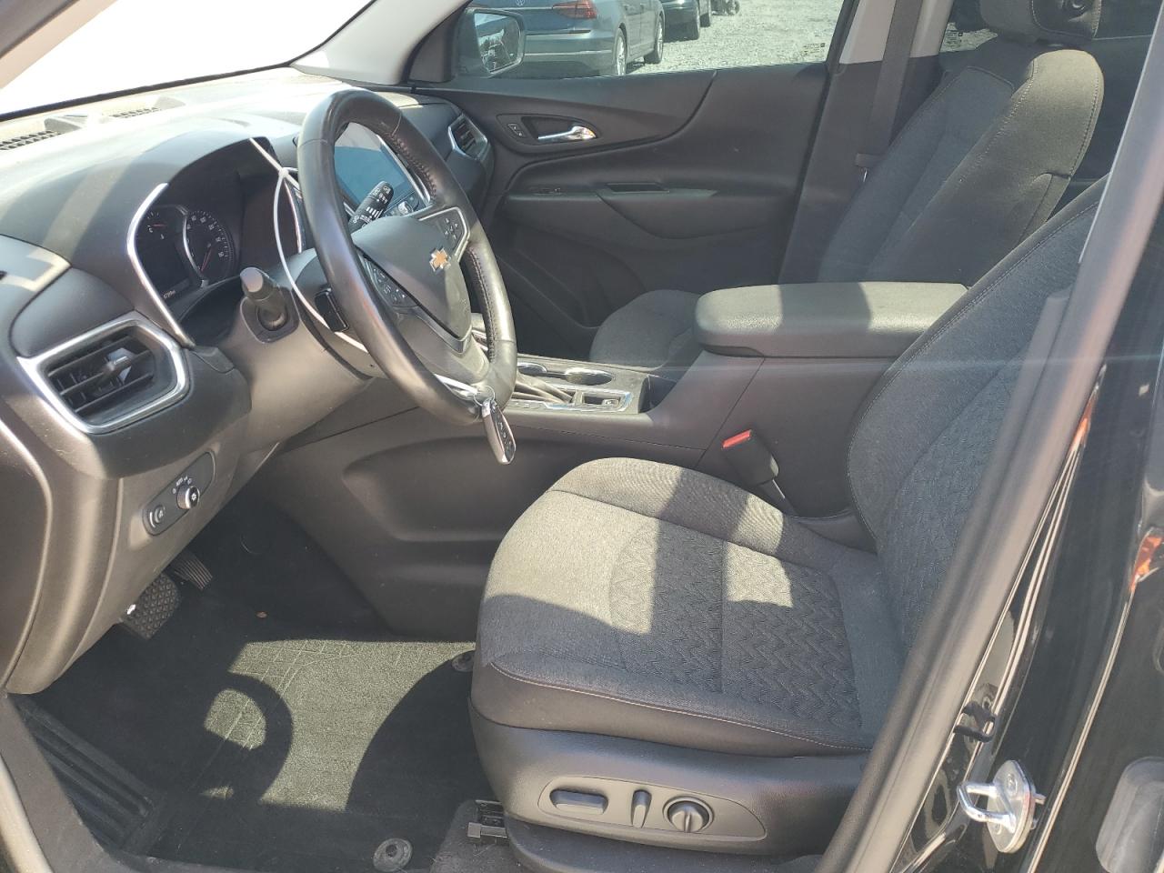 2022 Chevrolet Equinox Lt VIN: 3GNAXKEV3NL157555 Lot: 70026945