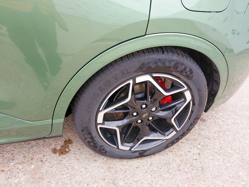2025 FORD KUGA ST-LINE X PHEV CVT 