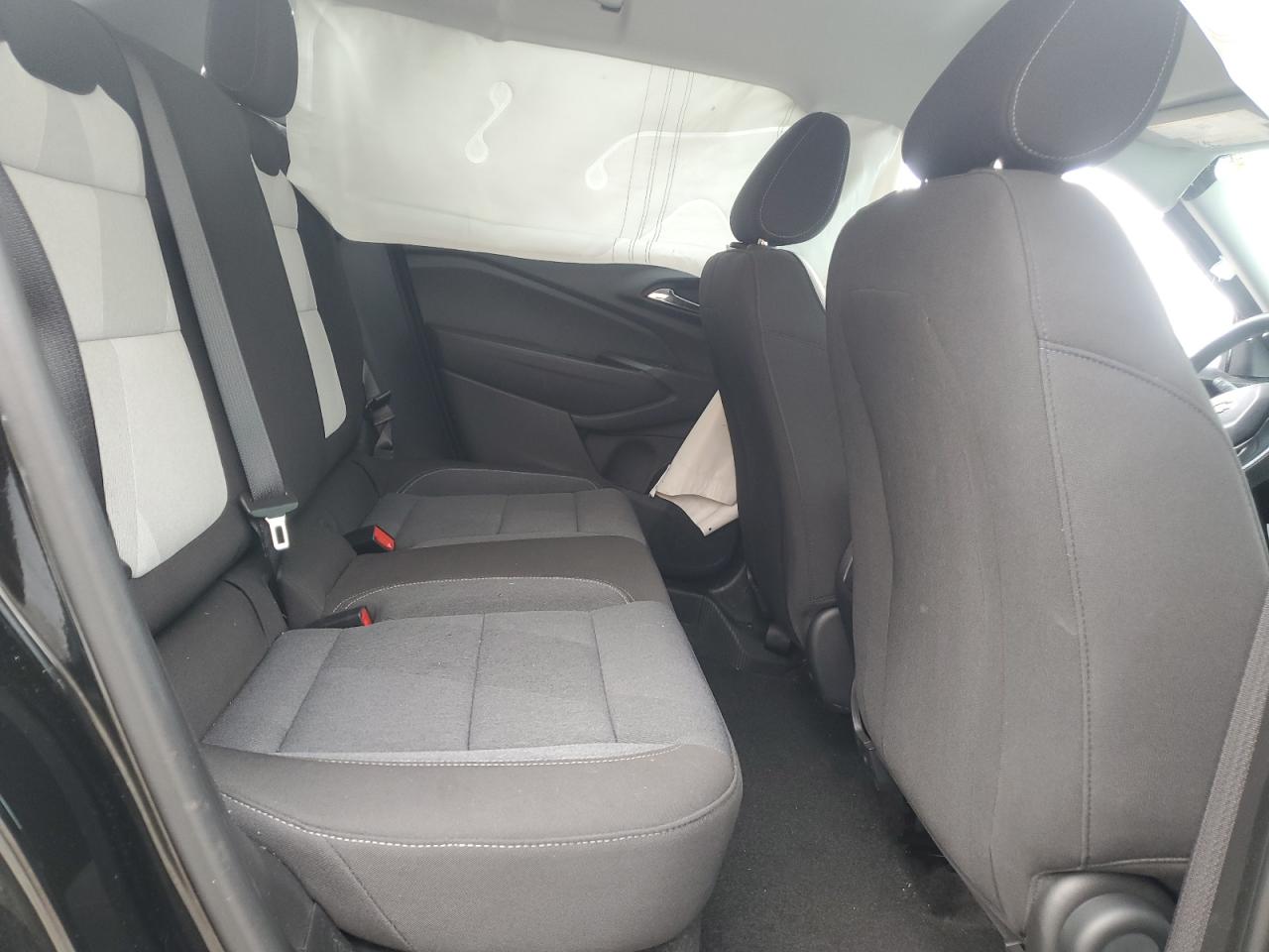2025 Chevrolet Trax Ls VIN: KL77LFEP2SC074288 Lot: 68828785