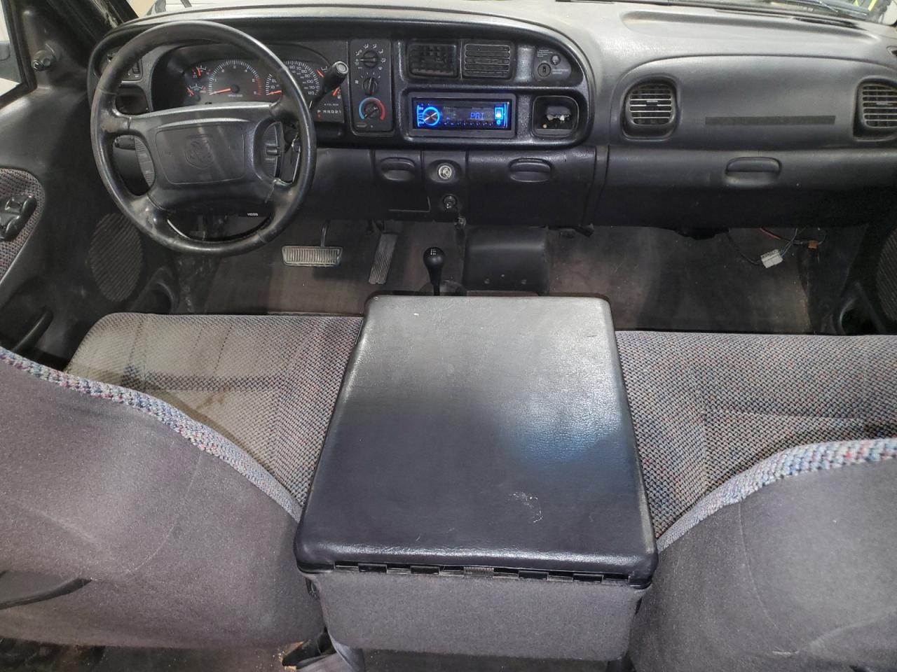 2002 Dodge Ram 2500 VIN: 3B7KF23Z72M289956 Lot: 68518155
