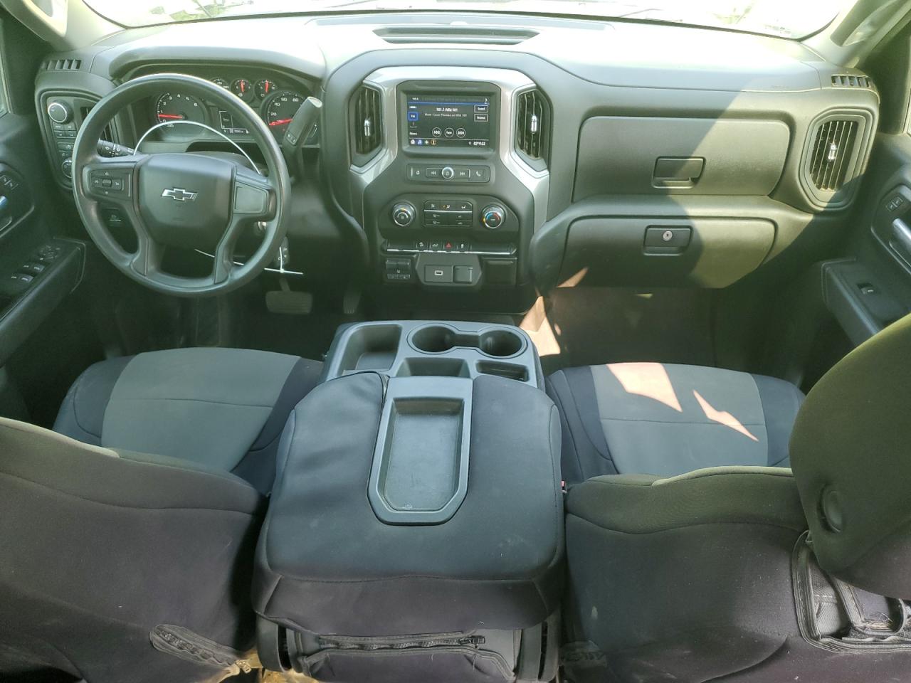 2020 Chevrolet Silverado K1500 Trail Boss Custom VIN: 1GCPYCEFXLZ234068 Lot: 70592275