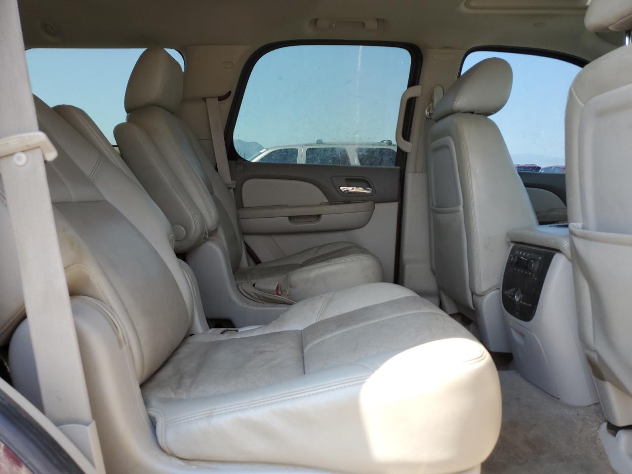 2011 Chevrolet Tahoe K1500 Lt VIN: 1GNSKBE00BR162983 Lot: 69646955