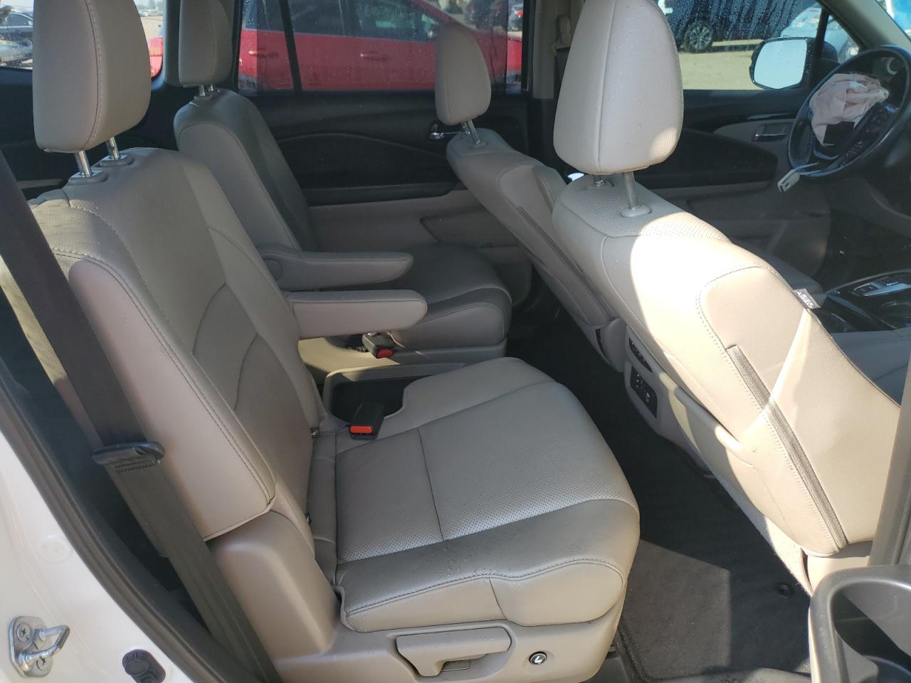 2017 Honda Pilot Elite VIN: 5FNYF6H08HB094697 Lot: 68754405