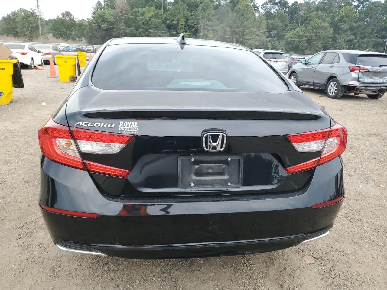 2021 Honda Accord Lx VIN: 1HGCV1F17MA065630 Lot: 70450955