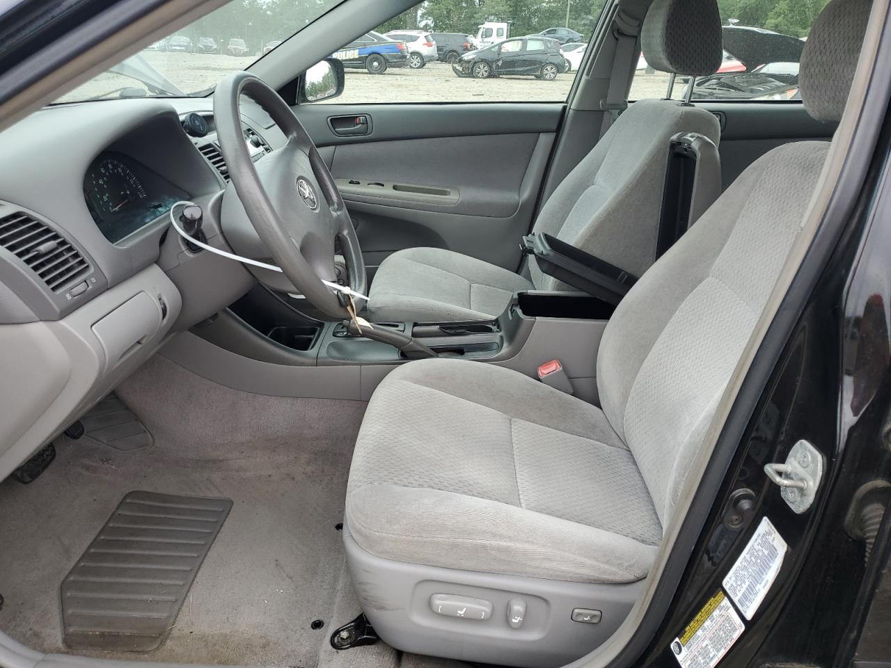 2004 Toyota Camry Le VIN: 4T1BE32K44U298296 Lot: 69405005