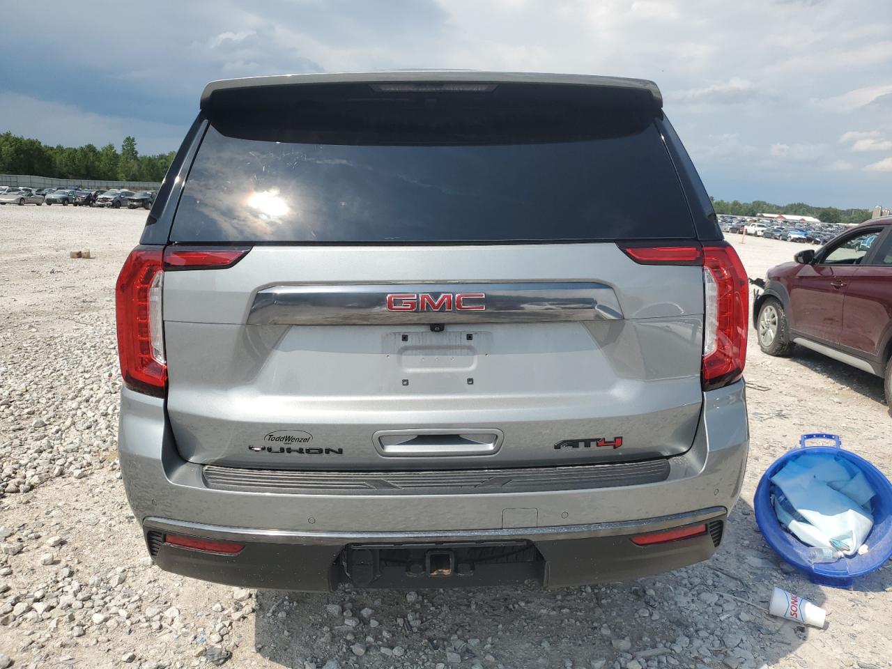 2024 GMC Yukon Xl K1500 At4 VIN: 1GKS2HKD6RR115927 Lot: 68476295