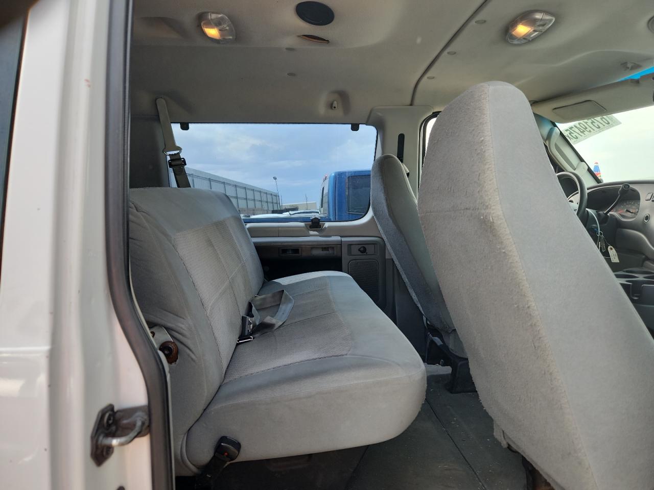 2006 Ford Econoline E350 Super Duty Wagon VIN: 1FBSS31L76DA31555 Lot: 67519475