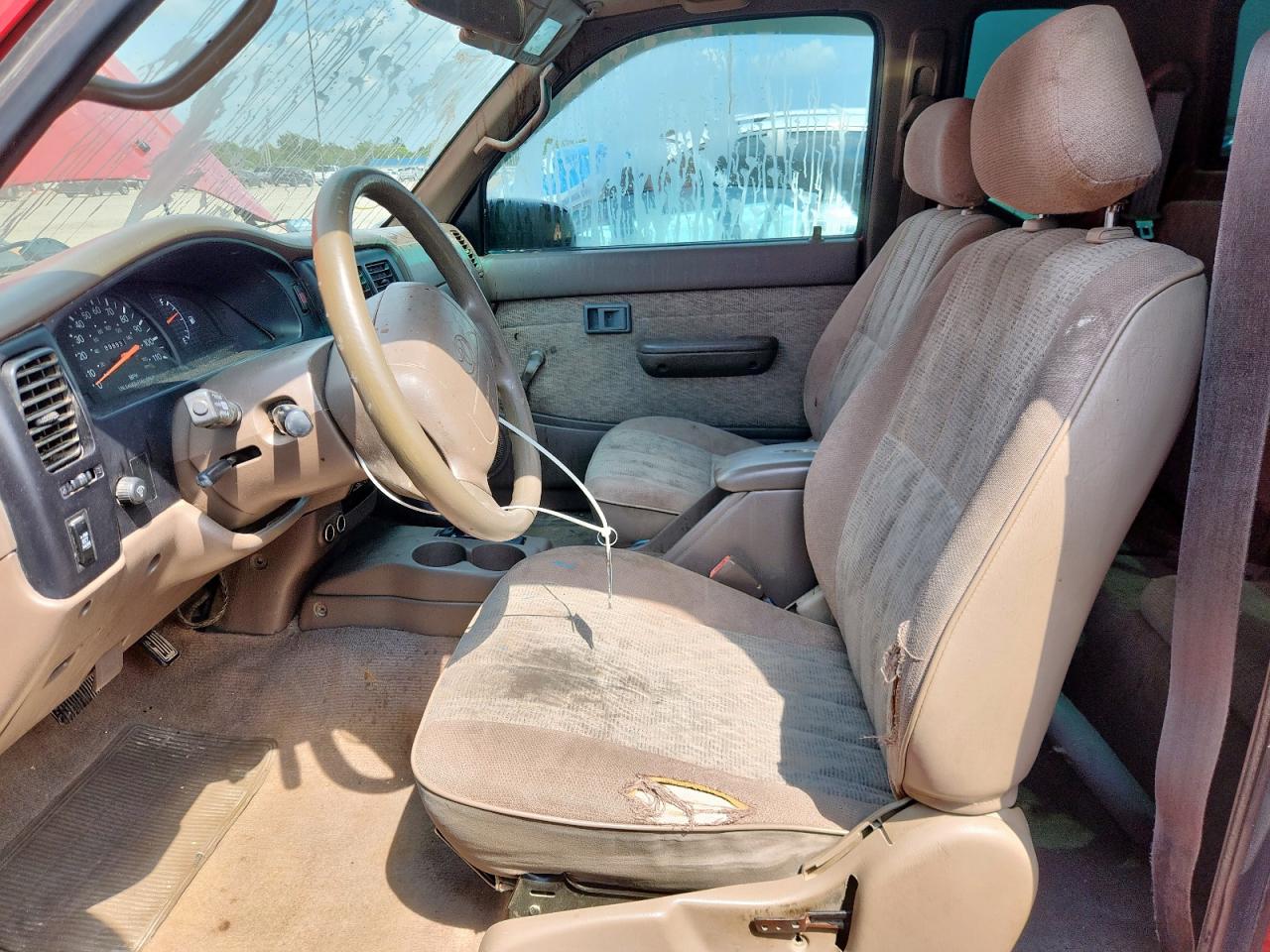 1999 Toyota Tacoma Xtracab Prerunner VIN: 4TASN92N8XZ421814 Lot: 68216405