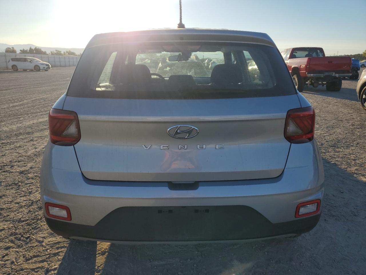 2023 Hyundai Venue Se VIN: KMHRB8A35PU220810 Lot: 68199715