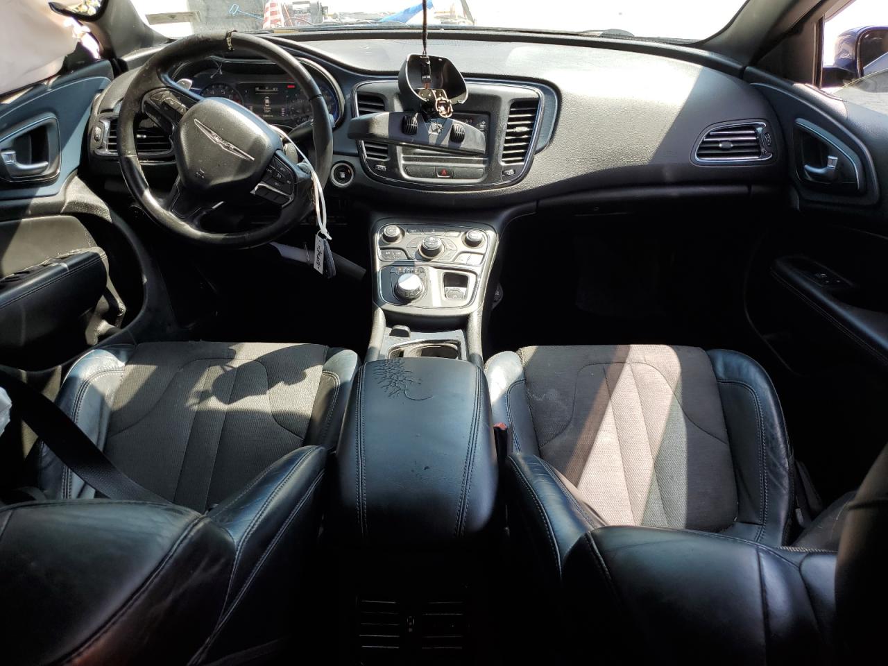 2015 Chrysler 200 S VIN: 1C3CCCBB3FN652972 Lot: 68061245