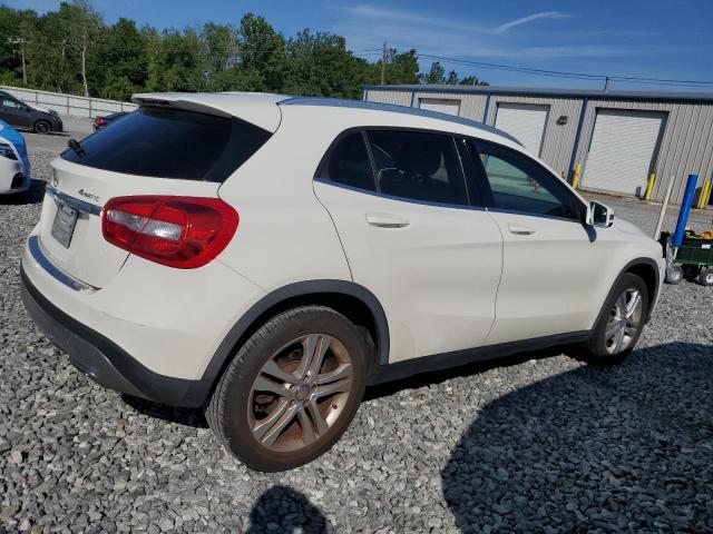  MERCEDES-BENZ GLA-CLASS 2015 Biały