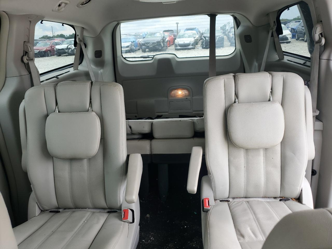 2016 Chrysler Town & Country Touring L VIN: 2C4RC1CG7GR222435 Lot: 70987925