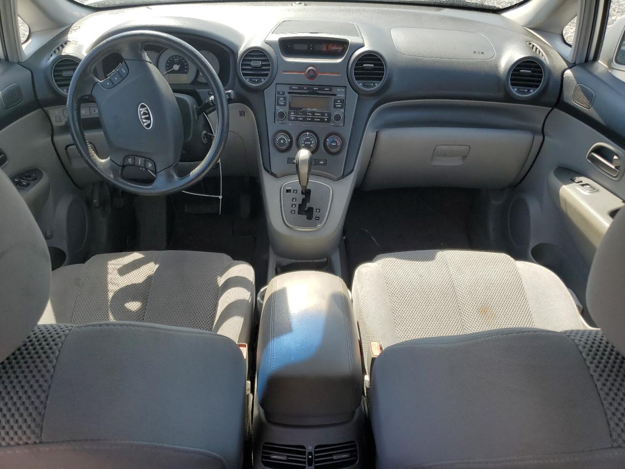 2007 Kia Rondo Lx VIN: KNAFG526577045289 Lot: 71038195