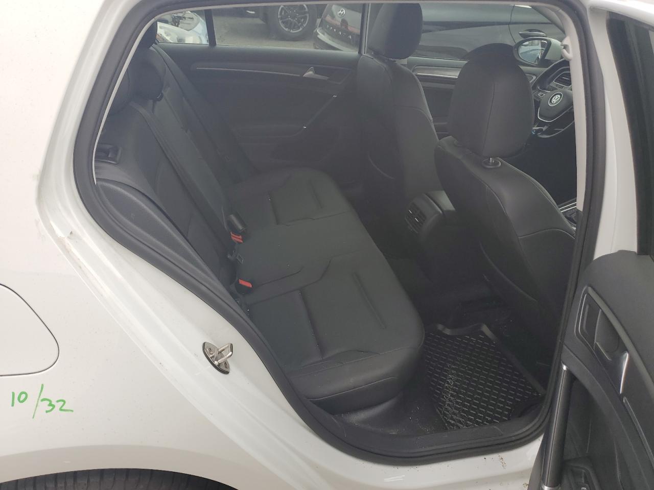 2017 Volkswagen E-Golf Sel Premium VIN: WVWPR7AU0HW954643 Lot: 68811565