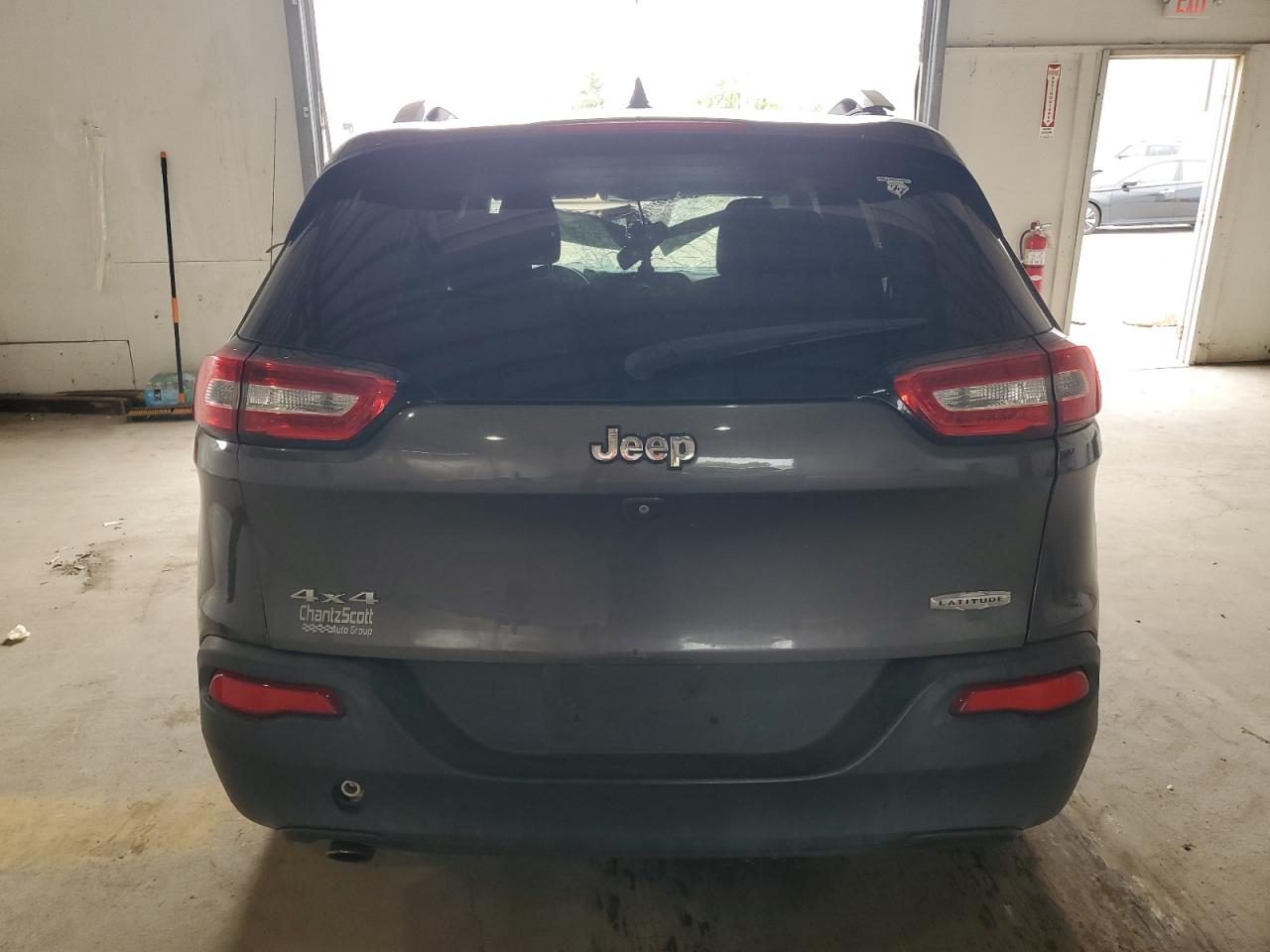 2014 Jeep Cherokee Latitude VIN: 1C4PJMCB3EW198528 Lot: 69992965