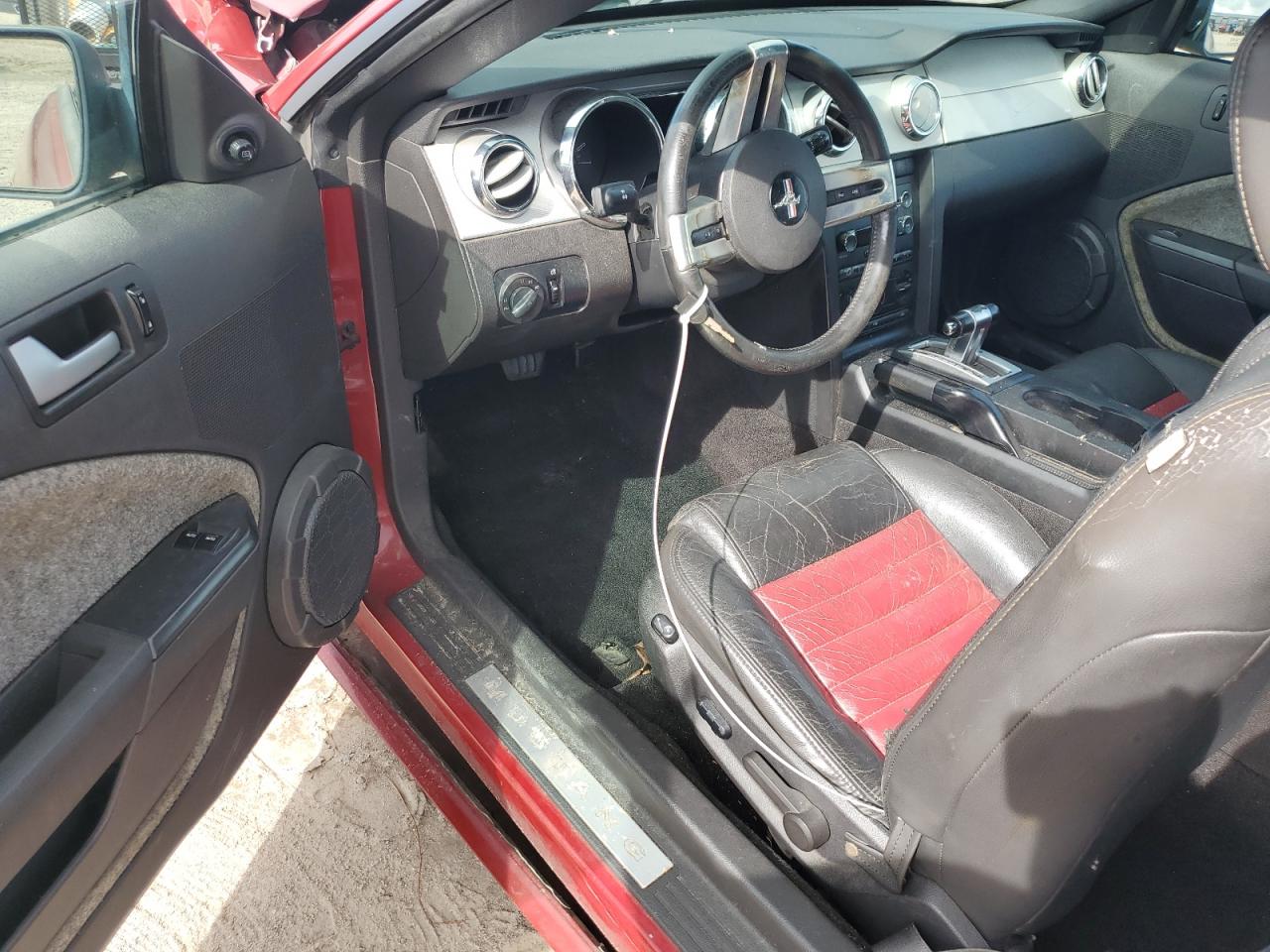 2008 Ford Mustang VIN: 1ZVHT80N285103890 Lot: 68451155