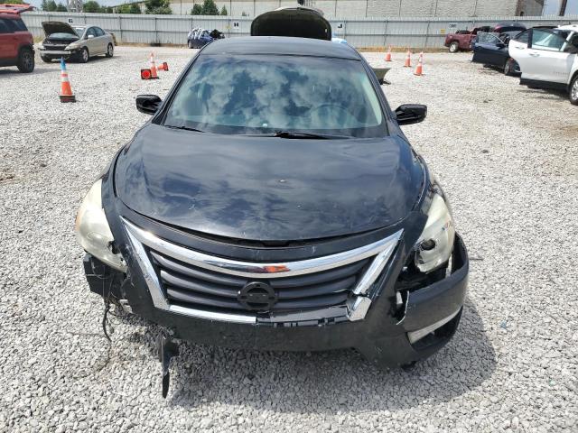 Sedans NISSAN ALTIMA 2015 Czarny