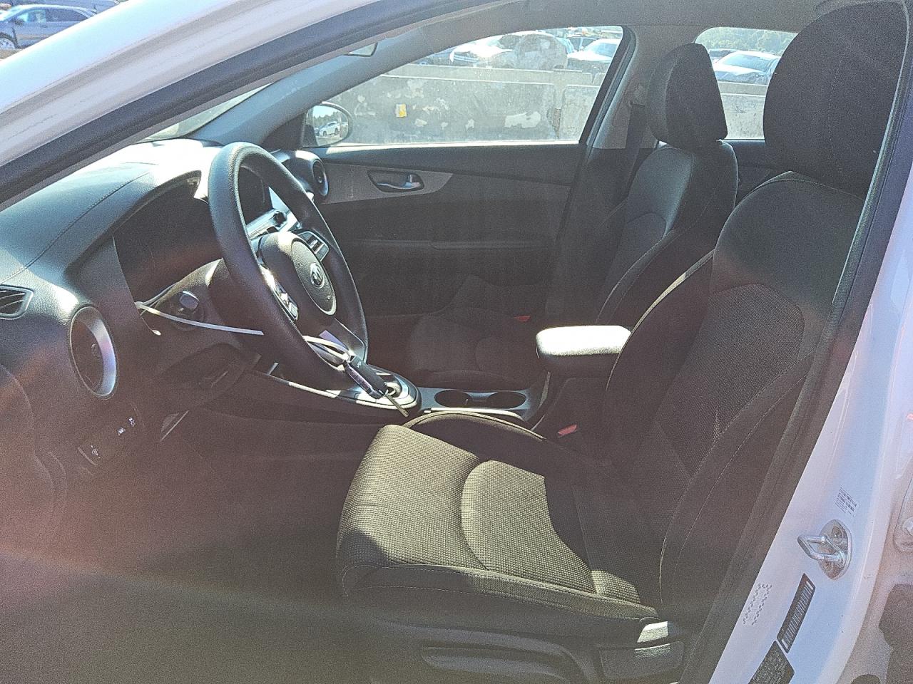2020 Kia Forte Fe VIN: 3KPF24AD4LE170841 Lot: 64863385