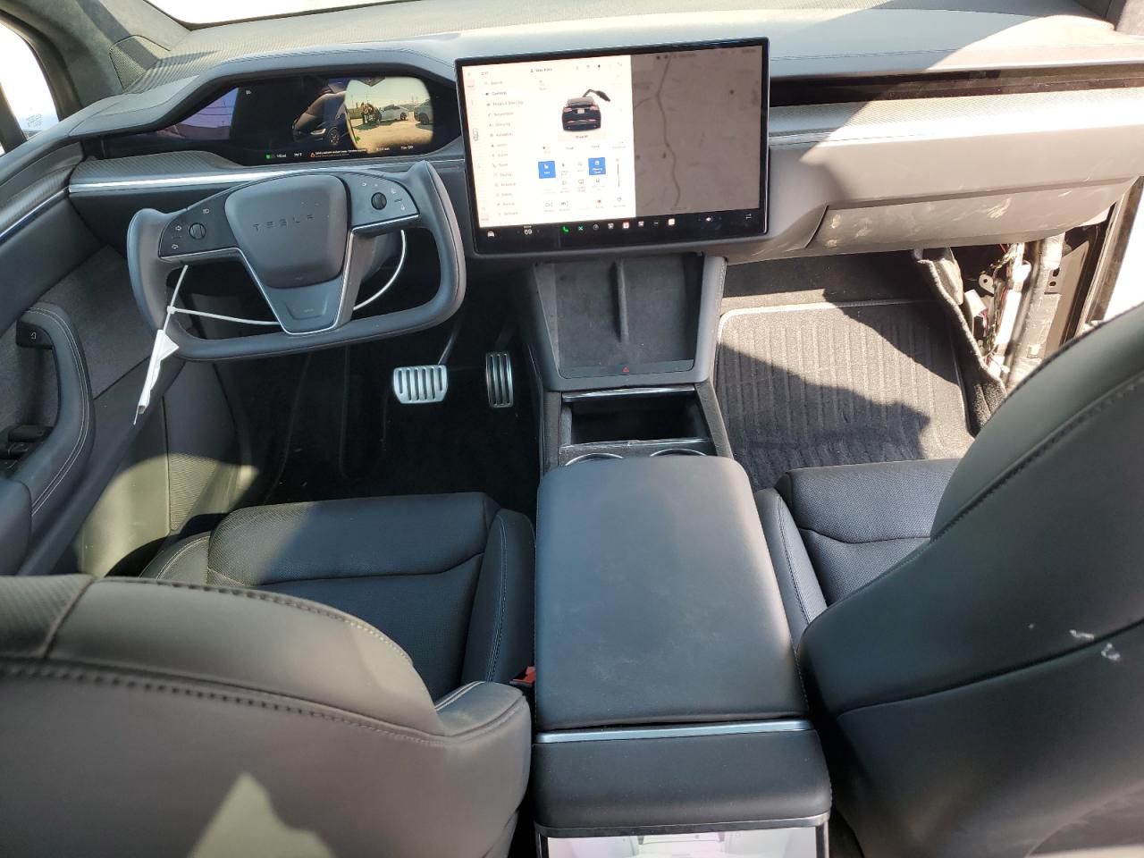 2024 Tesla Model X VIN: 7SAXCBE66RF447853 Lot: 68487645