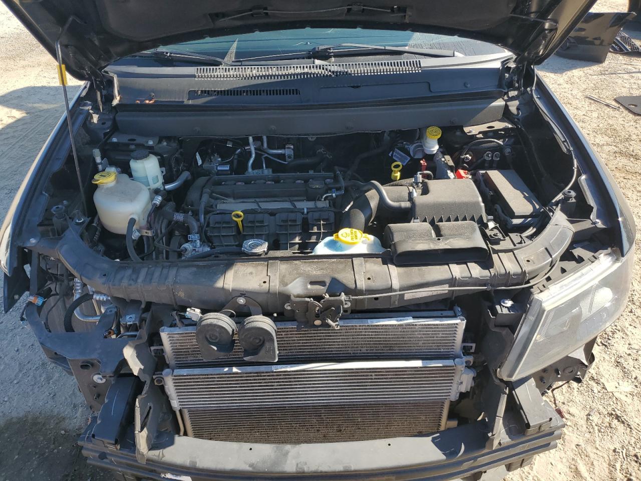 2019 Dodge Journey Crossroad VIN: 3C4PDCGB2KT738352 Lot: 70007395