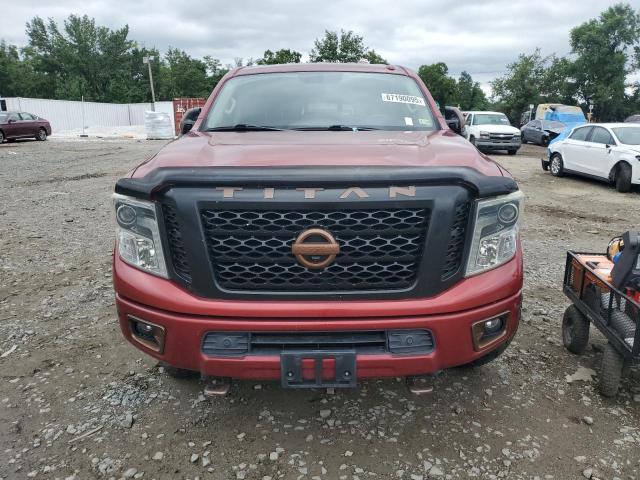 Pickups NISSAN TITAN 2016 Red