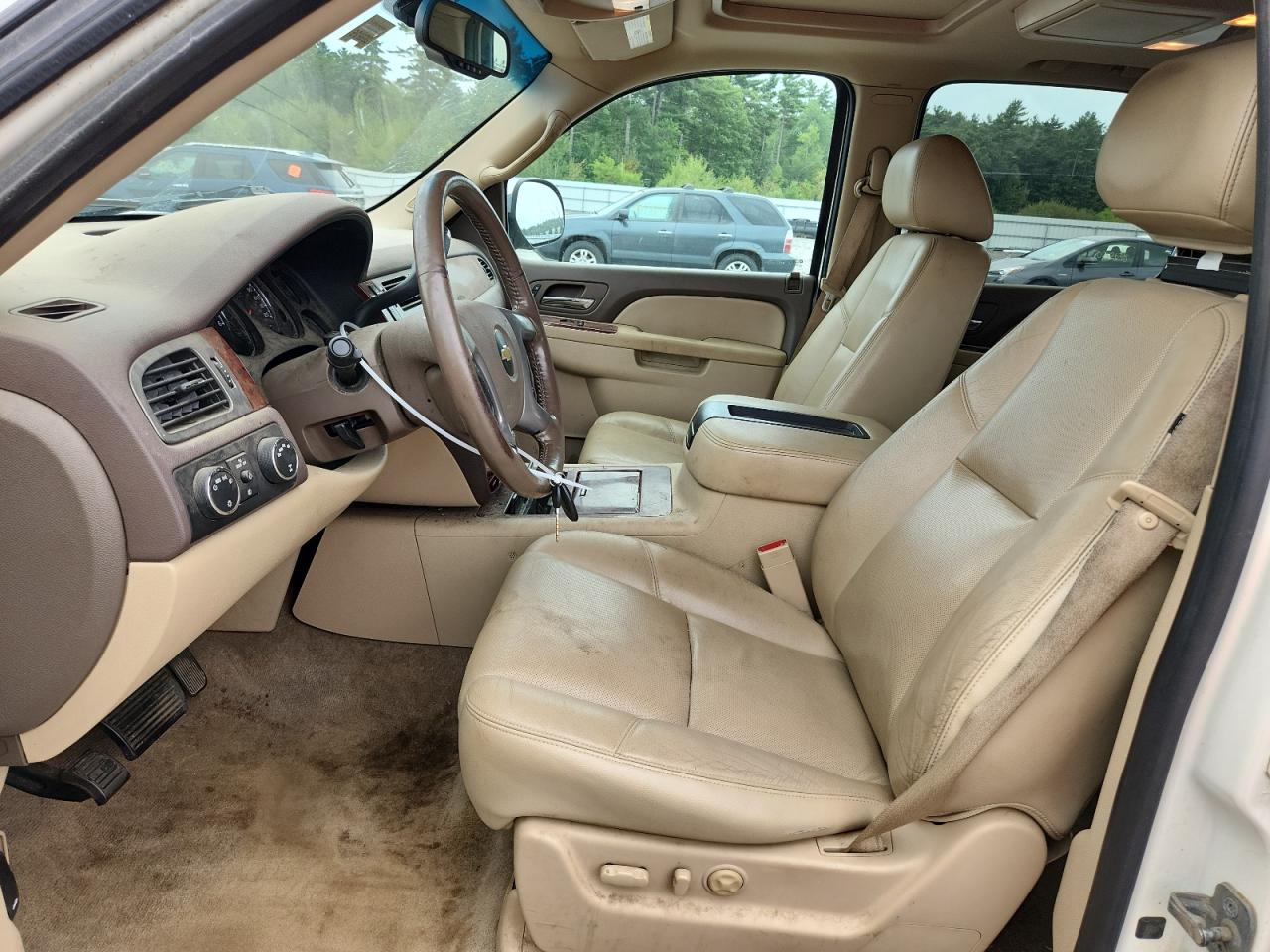 2012 Chevrolet Tahoe K1500 Ltz VIN: 1GNSKCE04CR187117 Lot: 70897075