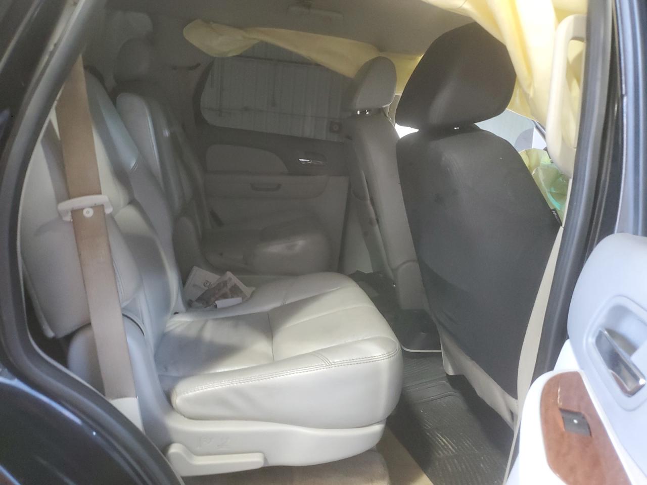 2007 GMC Yukon VIN: 1GKFK13067J114843 Lot: 70111895