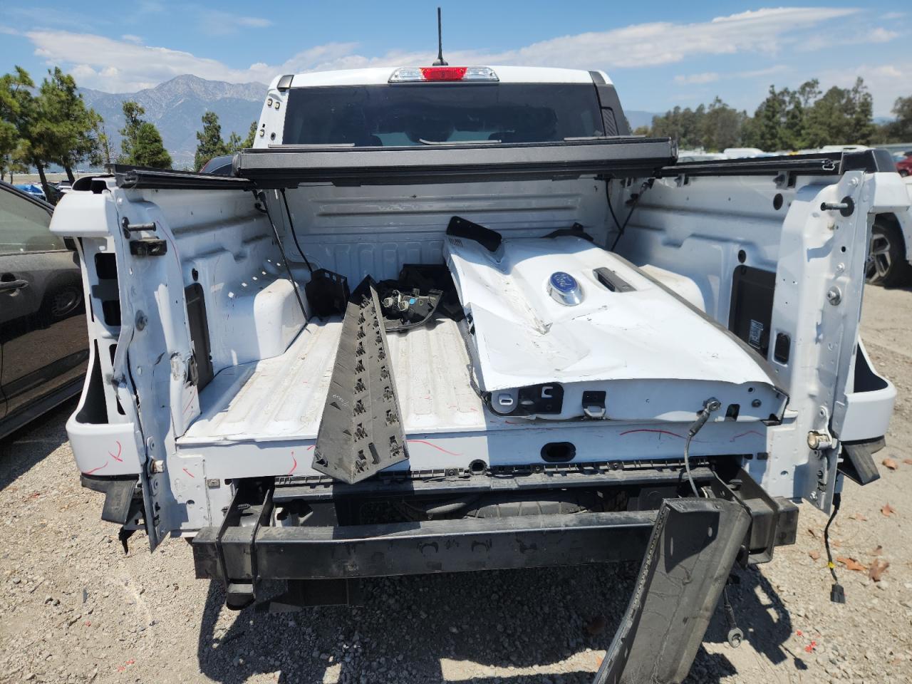 2022 Ford Maverick Xl VIN: 3FTTW8E90NRA64807 Lot: 65942835