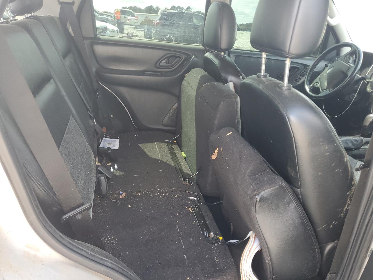 2005 Ford Escape Limited VIN: 1FMYU04115KD99647 Lot: 67616715