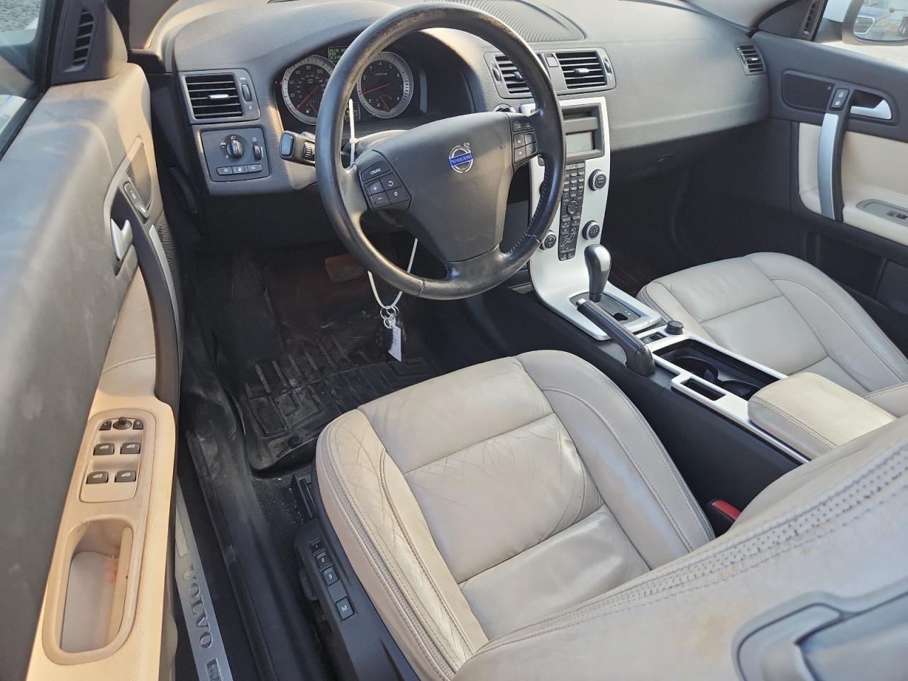 2011 Volvo C70 T5 VIN: YV1672MC1BJ108804 Lot: 69365575