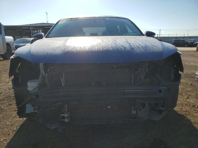  VOLKSWAGEN PASSAT 2016 Синий