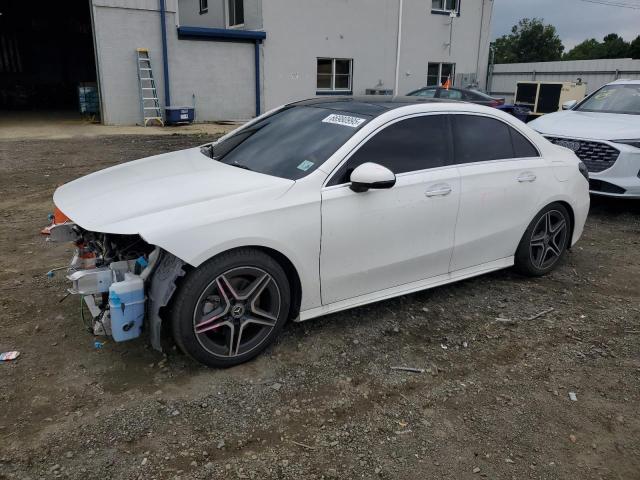  MERCEDES-BENZ A-CLASS 2021 Белы