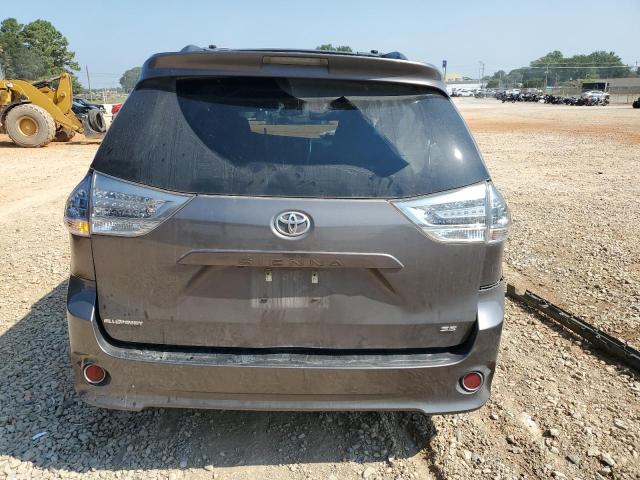  TOYOTA SIENNA 2017 Серый