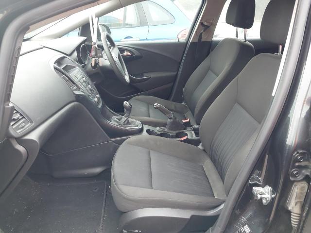 2013 OPEL ASTRA