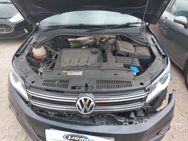 2014 VOLKSWAGEN TIGUAN MAT