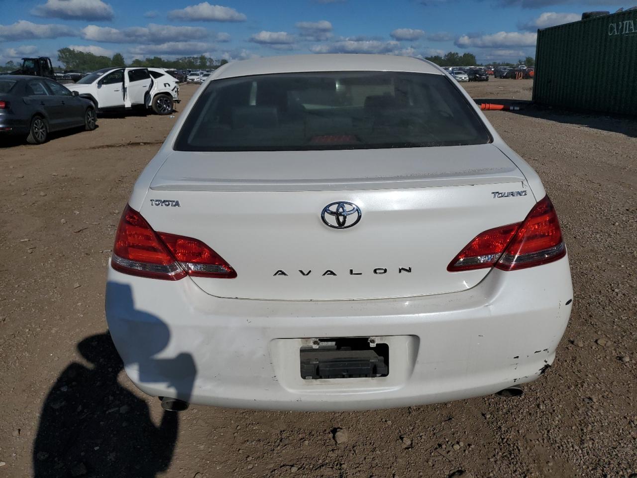 2005 Toyota Avalon Xl VIN: 4T1BK36B45U044527 Lot: 69615035