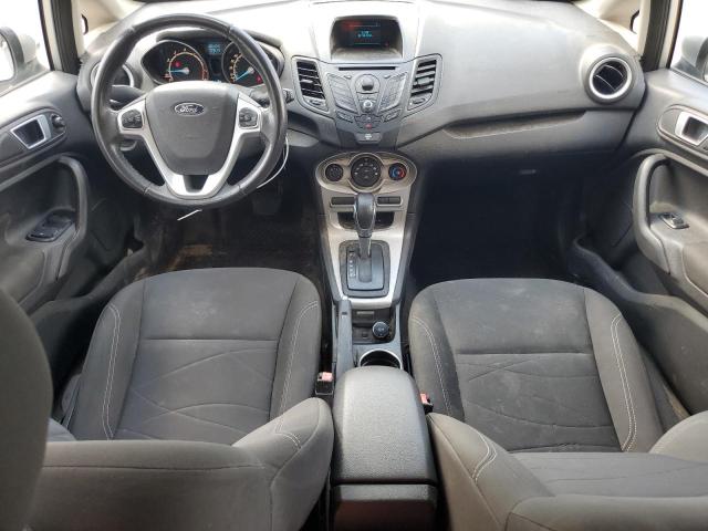 Hatchbacks FORD FIESTA 2015 Silver