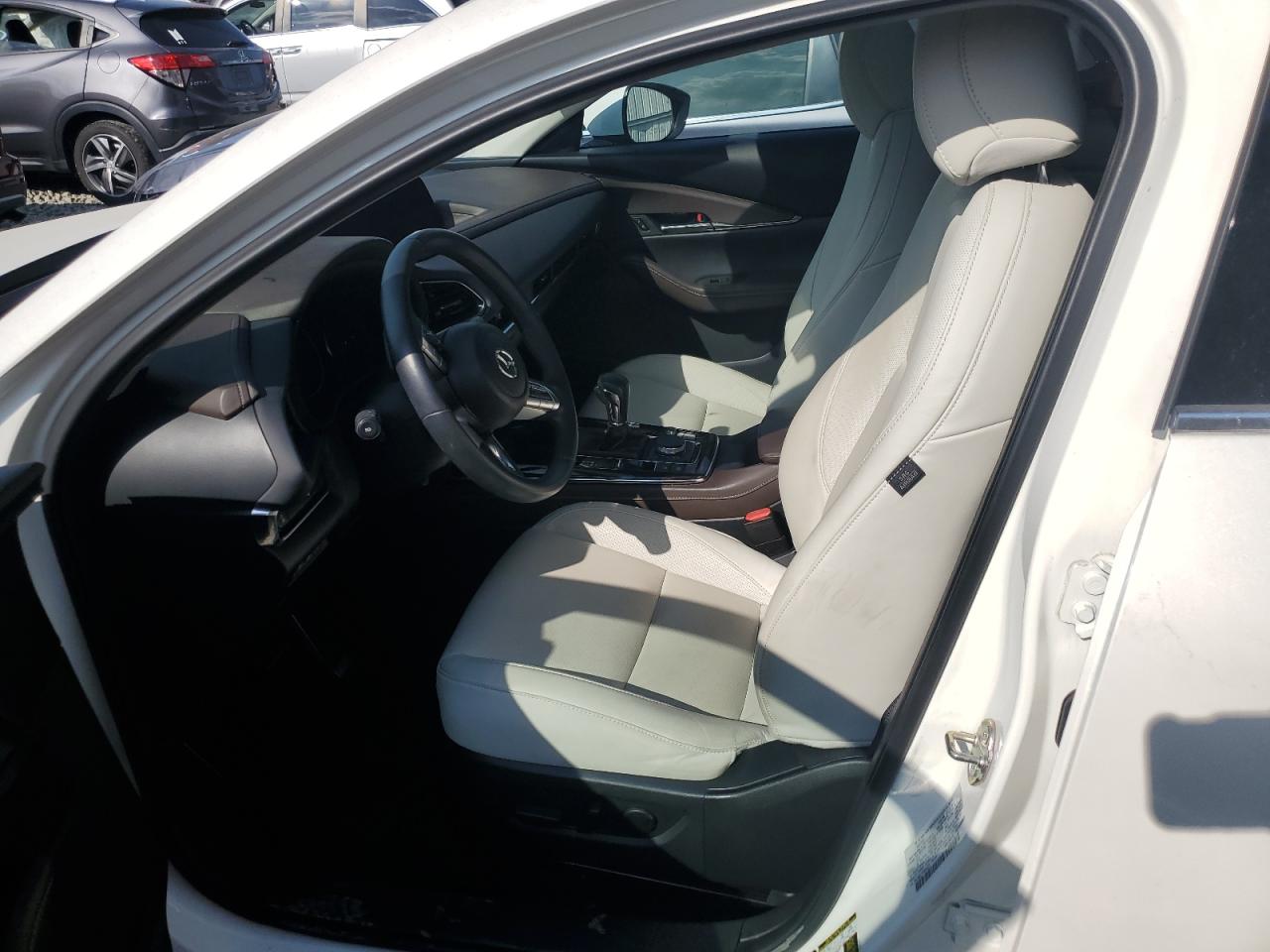 2022 Mazda Cx-30 Premium VIN: 3MVDMBDL6NM444203 Lot: 68786805