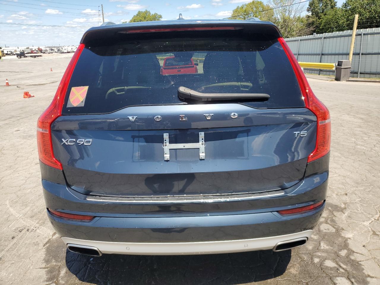 2020 Volvo Xc90 T5 Momentum VIN: YV4102CK7L1611295 Lot: 70547065