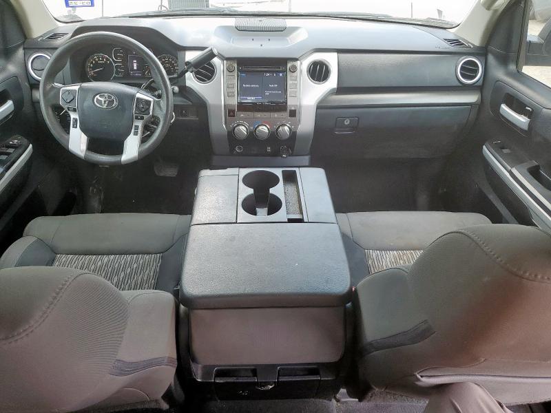  TOYOTA TUNDRA 2019 Srebrny