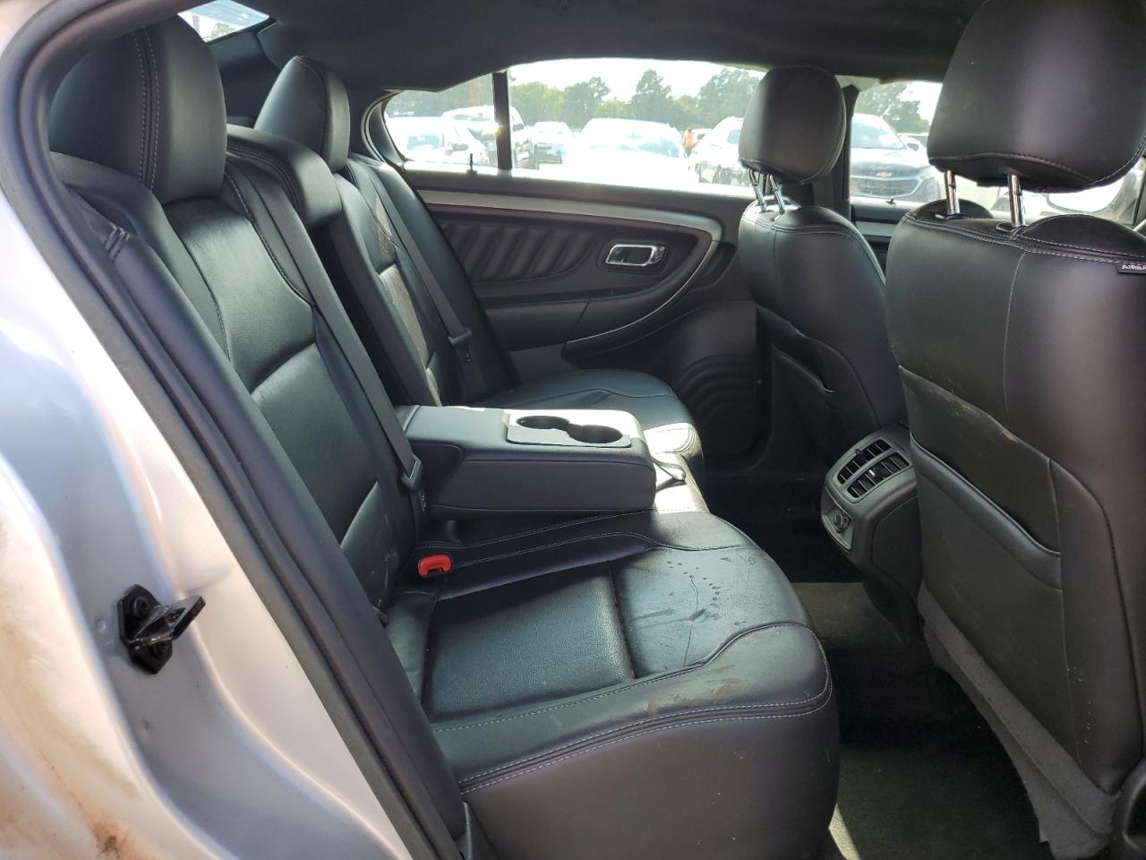 2018 Ford Taurus Sel VIN: 1FAHP2E82JG119322 Lot: 68083835