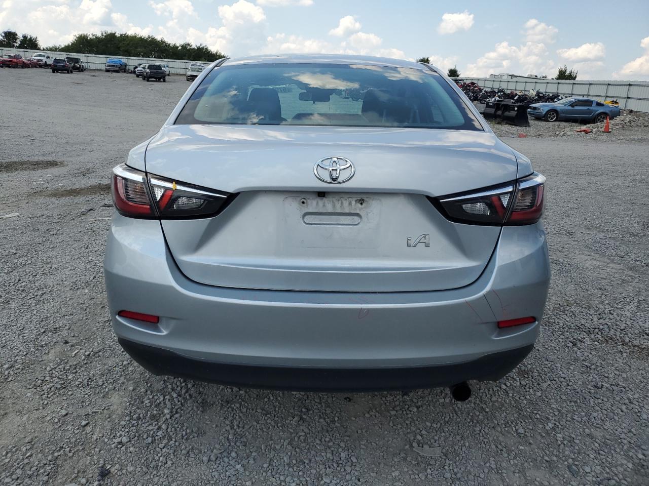 2018 Toyota Yaris Ia VIN: 3MYDLBYV3JY300886 Lot: 67995345