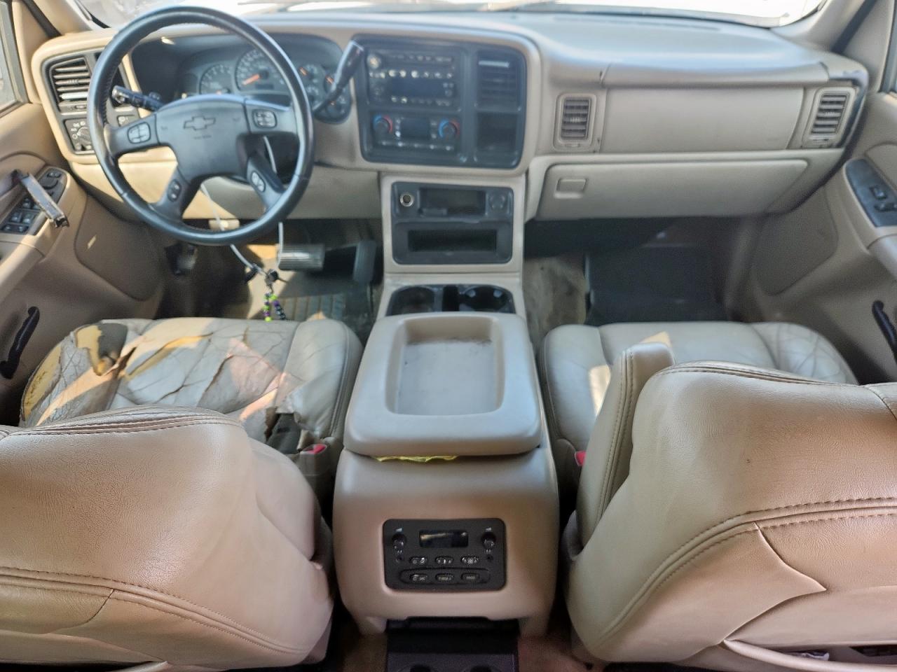 2005 Chevrolet Tahoe C1500 VIN: 1GNEC13T55R146218 Lot: 70655545