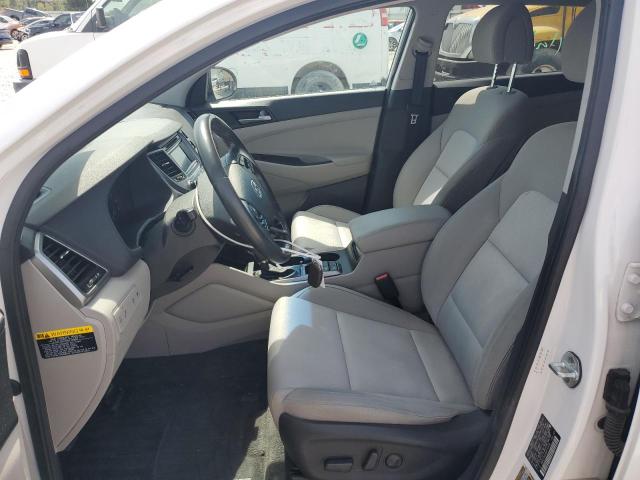  HYUNDAI TUCSON 2016 Белы