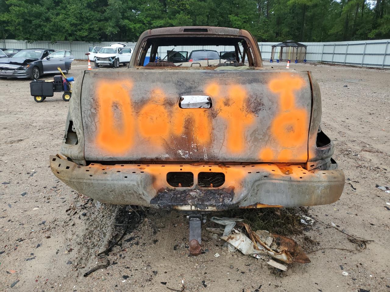 2005 Toyota Tundra Access Cab Limited VIN: 5TBBT48135S472176 Lot: 64810885