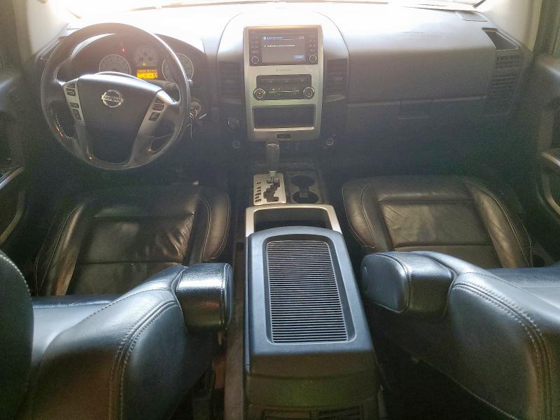  NISSAN TITAN 2015 White
