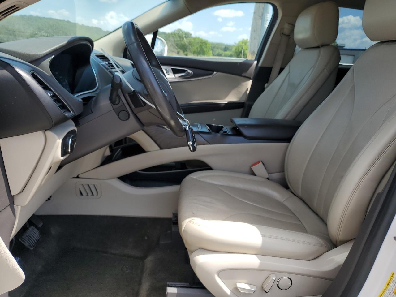 2017 Lincoln Mkx Reserve VIN: 2LMPJ6LR0HBL49677 Lot: 69127125