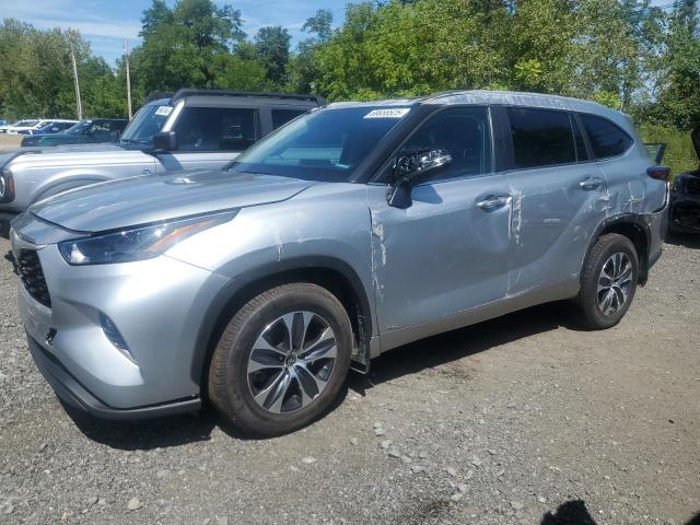  TOYOTA HIGHLANDER 2024 Серебристый