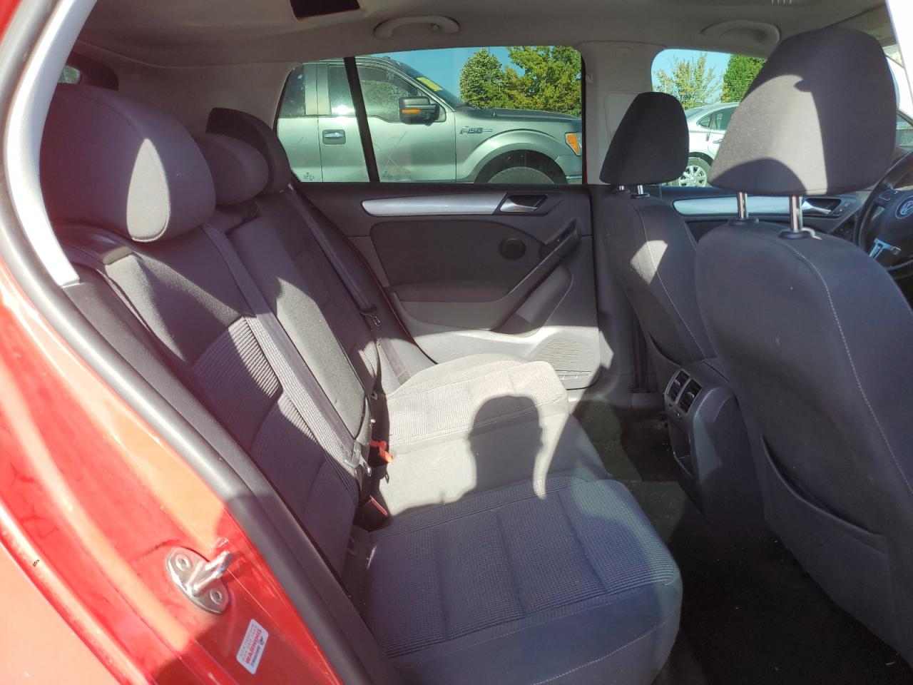 2014 Volkswagen Golf VIN: WVWDM7AJ9EW006843 Lot: 68672915